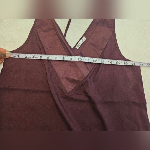 DEX Women's Sleeveless Camisole Top. Burgundy. Size M - Picture 8 of 8